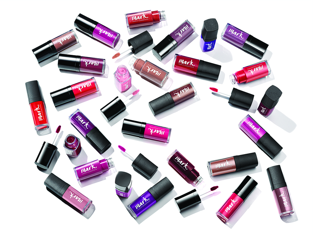 avon-mark-lip-lacquer-tecni-ruzevi