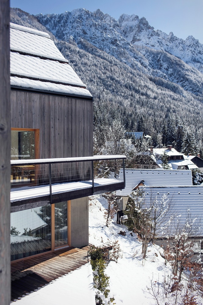 Vacation_home_Kranjska_Gora_Prijon_Razinger_architects_04