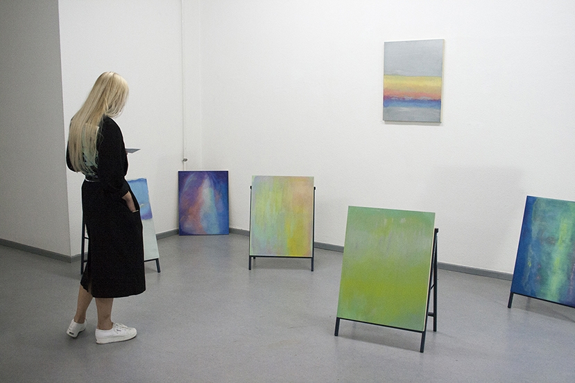 4. Lidija Delic, Soap Bubbles, Oil on aluminium, (each) 56 x 72 cm, 6 pieces, framed with wood, 2016